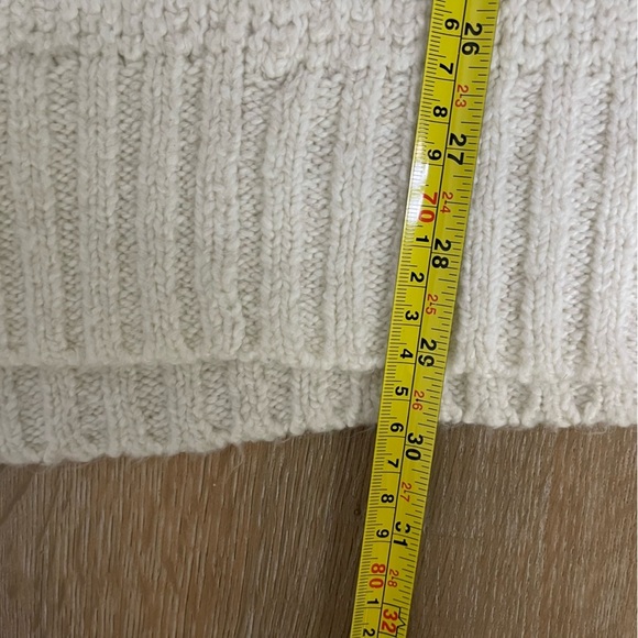 Ugg•Joanna Cable Knit Poncho•Cream•Size XS/S - Picture 8 of 8